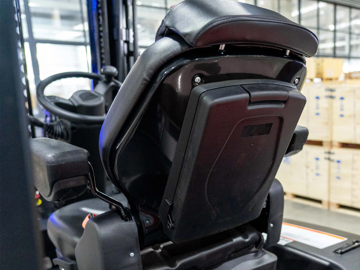 Stanowisko operatora w wózku Q-LIFT EFLA251S
